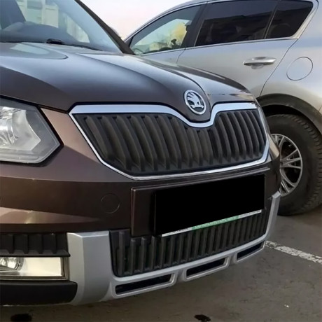 Зимний экран верхний, (текстурный пластик) для Skoda Yeti Outdoor (2013-2018) купить недорого с доставкой в Пятигорск