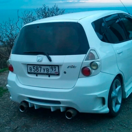 Бампер задний "Luckystar" для Honda Fit GD купить недорого с доставкой в Пятигорск