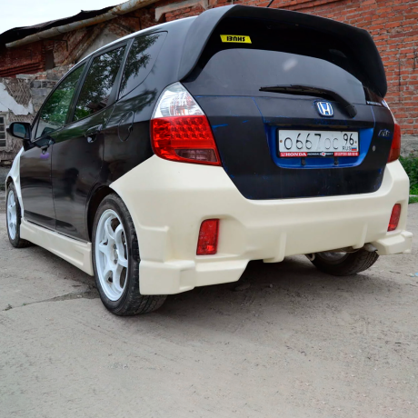 Бампер задний "Axis" для Honda Fit GD купить недорого с доставкой в Пятигорск